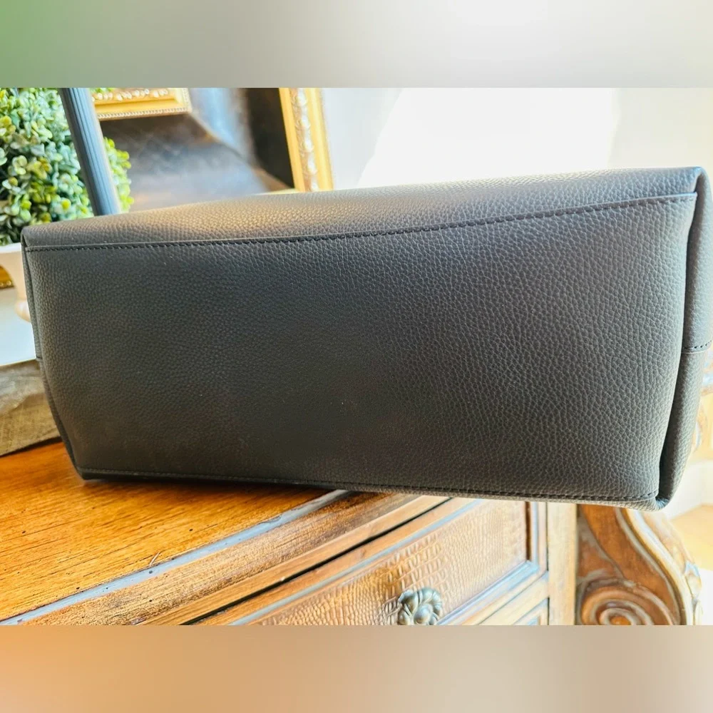 ๐STOP๐ ๐๏ธ๐๏ธ NWT COACH LARGE BLACK LEATHER TOTE STYLE HANDBAG ๐ NEW - Picture 5 of 15